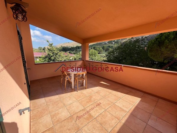 casa indipendente in vendita a Belmonte Mezzagno