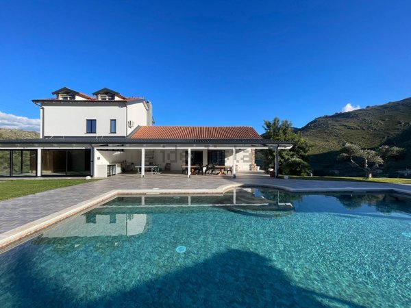 casa indipendente in vendita a Belmonte Mezzagno