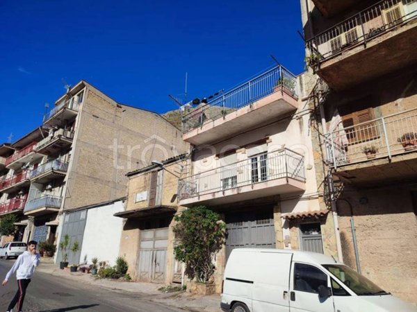 casa indipendente in vendita a Belmonte Mezzagno
