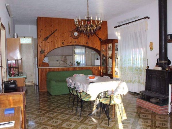 casa indipendente in vendita a Belmonte Mezzagno