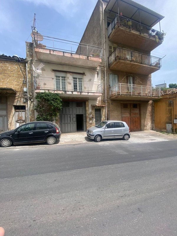 casa indipendente in vendita a Belmonte Mezzagno