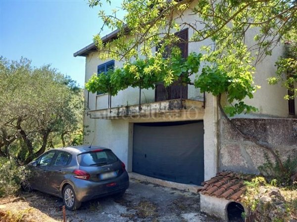 casa indipendente in vendita a Belmonte Mezzagno