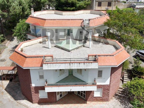 casa indipendente in vendita a Belmonte Mezzagno