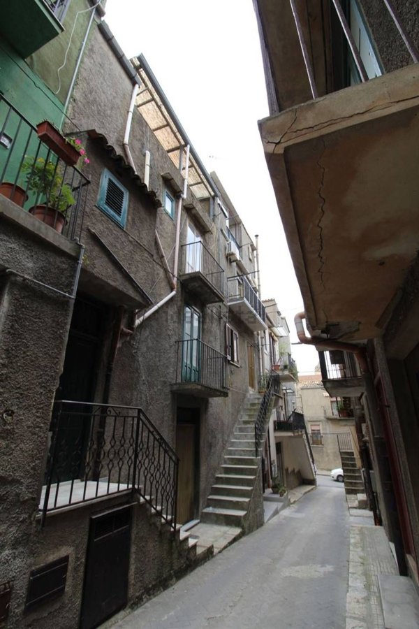 casa indipendente in vendita a Bisacquino