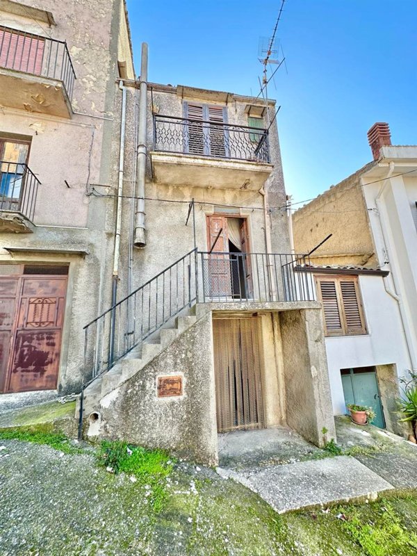 casa indipendente in vendita a Bisacquino