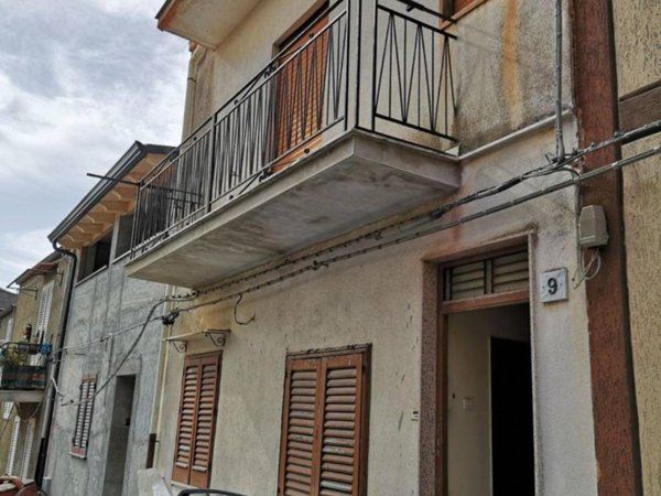 casa indipendente in vendita a Bisacquino