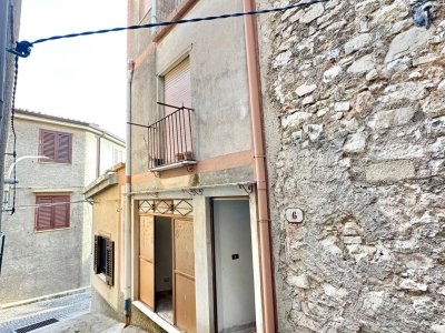 casa indipendente in vendita a Bisacquino