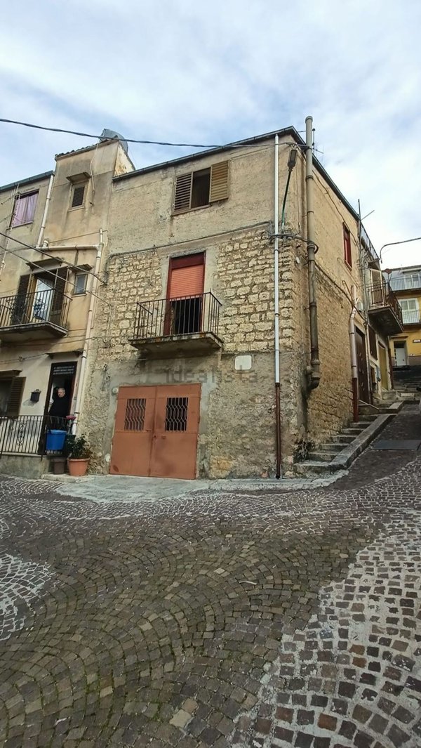 casa indipendente in vendita a Bisacquino