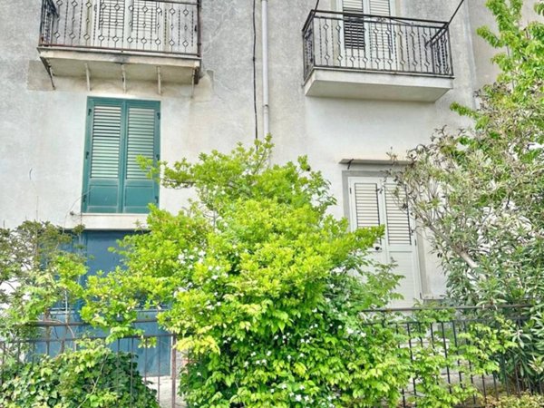 casa indipendente in vendita a Bisacquino