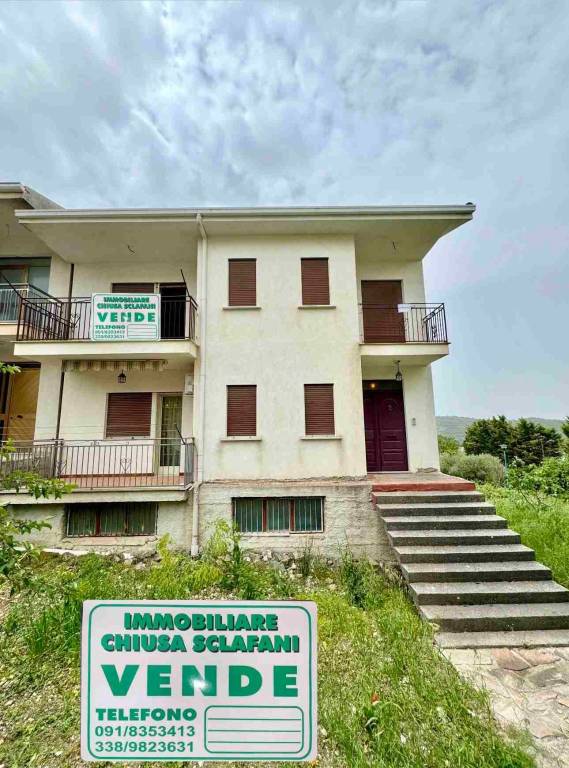 casa indipendente in vendita a Bisacquino