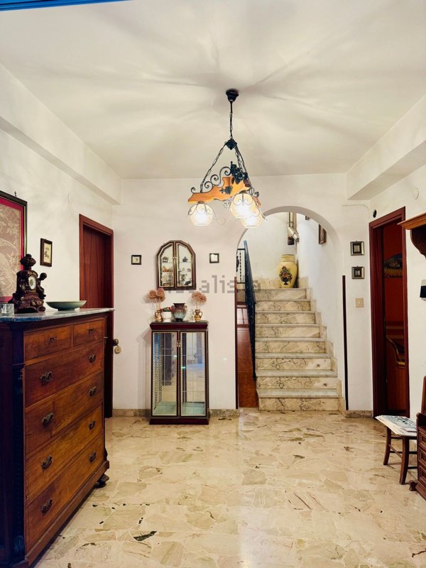 casa indipendente in vendita a Bisacquino