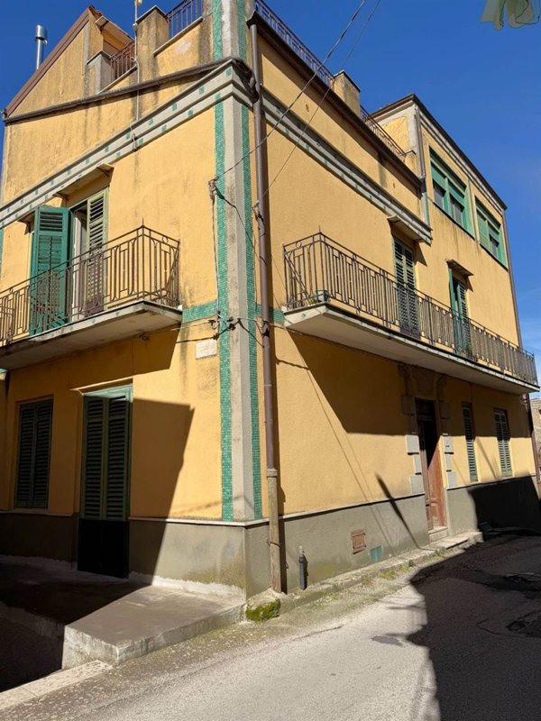 casa indipendente in vendita a Bisacquino