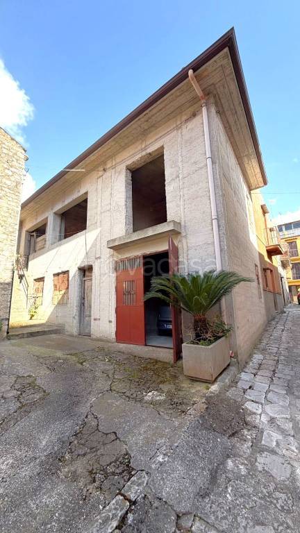 casa indipendente in vendita a Bisacquino