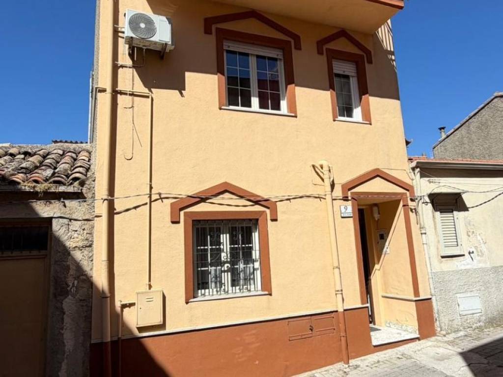 casa indipendente in vendita a Bisacquino