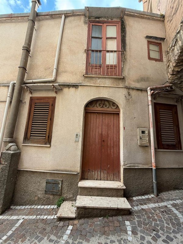 casa indipendente in vendita a Bisacquino