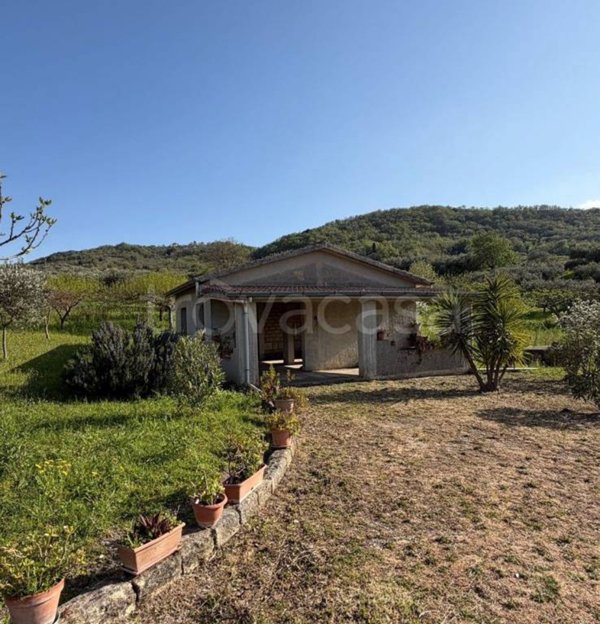 casa indipendente in vendita a Bisacquino