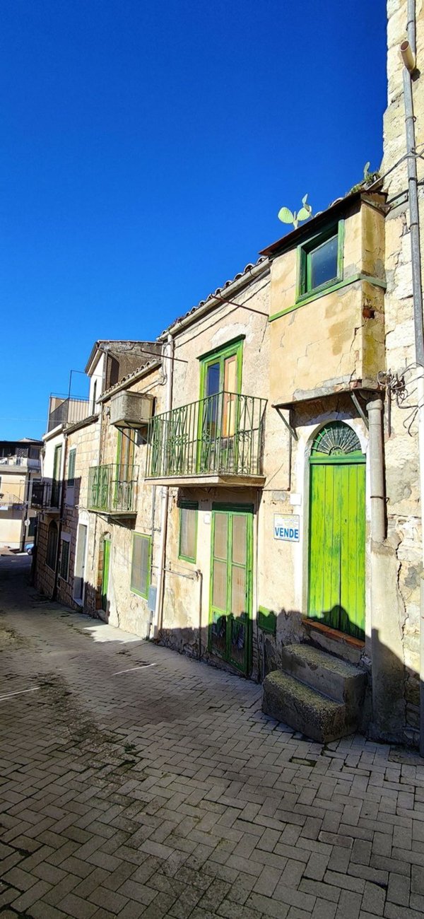 casa indipendente in vendita a Bompietro