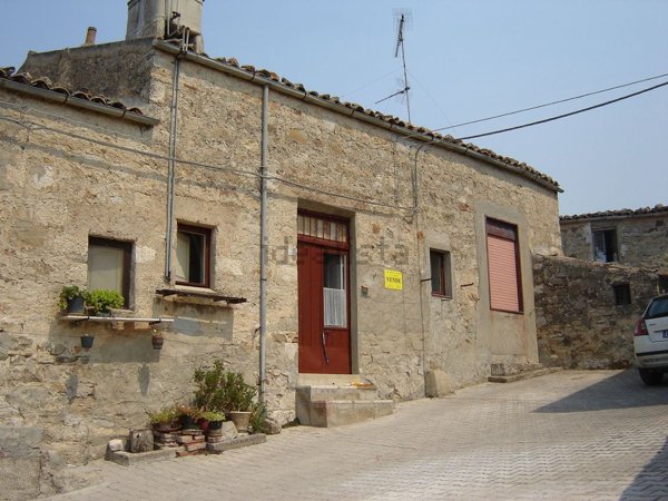 appartamento in vendita a Bompietro