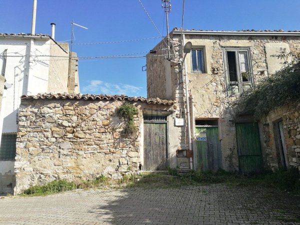 pentavano in vendita a Bompietro