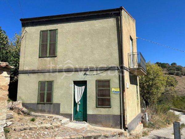 casa indipendente in vendita a Bompietro