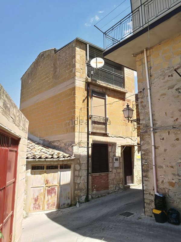 casa indipendente in vendita a Bompietro