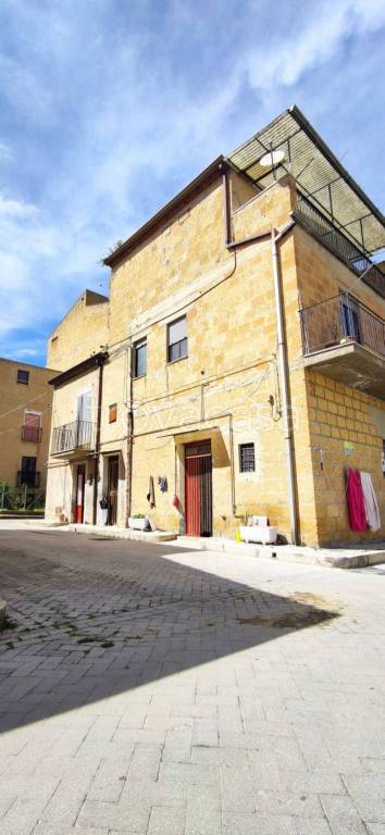 casa indipendente in vendita a Bompietro