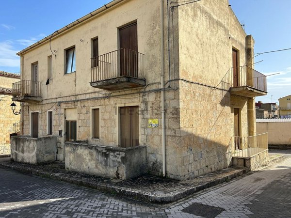 appartamento in vendita a Bompietro