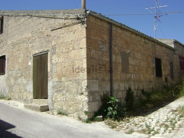 appartamento in vendita a Bompietro