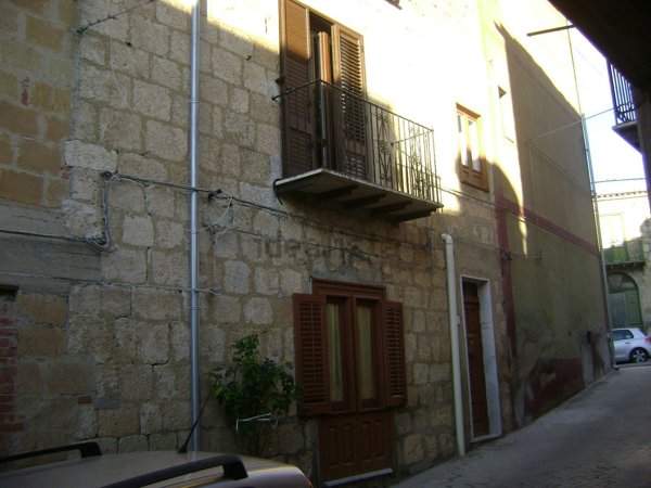 casa indipendente in vendita a Bompietro