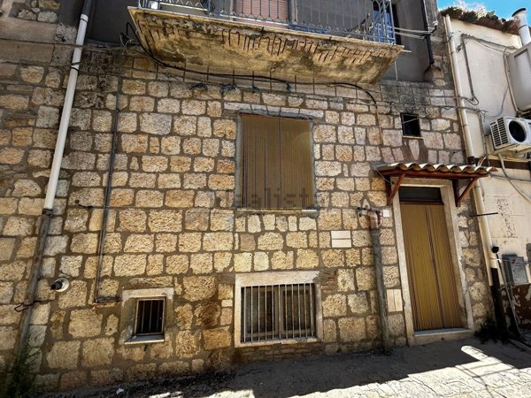 casa indipendente in vendita a Bompietro