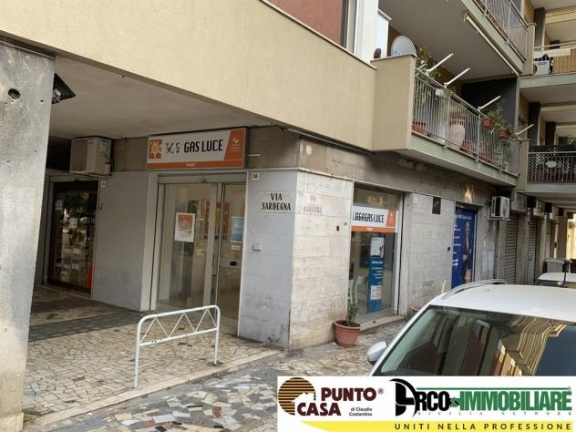 negozio in vendita a Bompietro in zona Locati