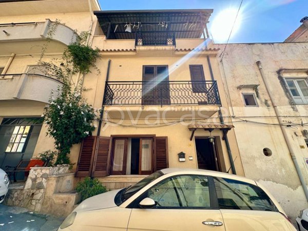 casa indipendente in vendita a Borgetto