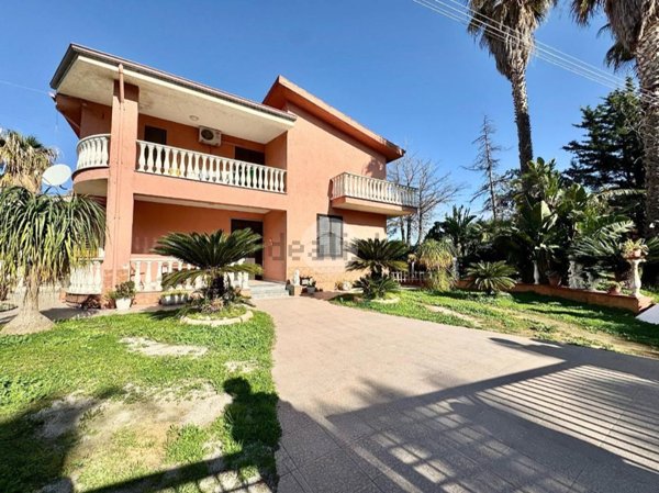 casa indipendente in vendita a Borgetto