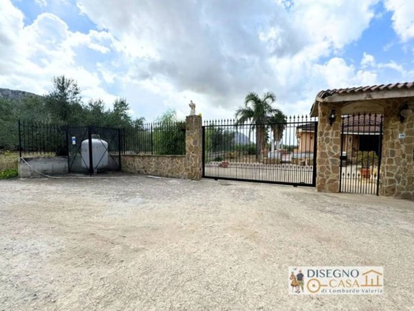 casa indipendente in vendita a Borgetto