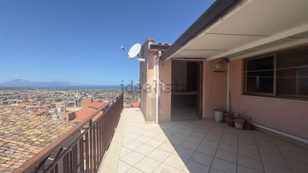 esavano in vendita a Borgetto