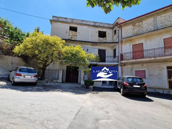 intera palazzina in vendita a Borgetto