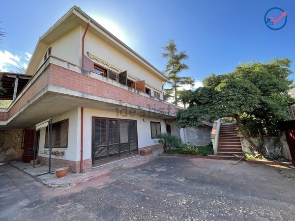 casa indipendente in vendita a Borgetto