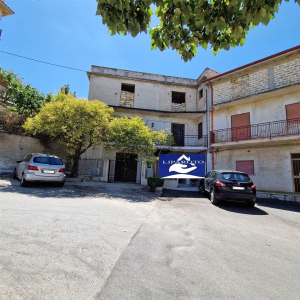 casa indipendente in vendita a Borgetto