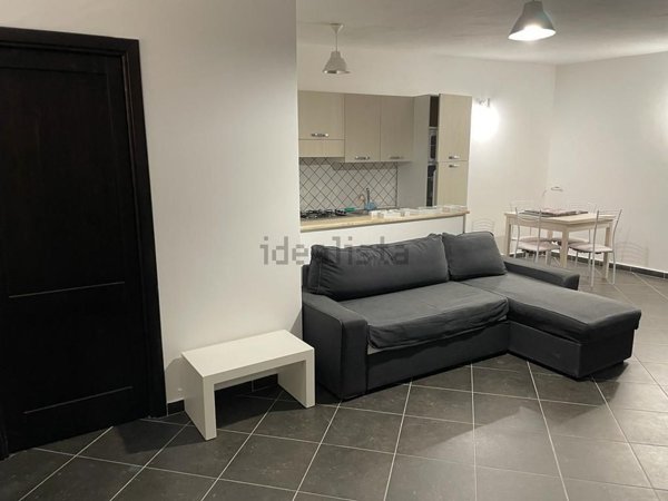 esavano in vendita a Borgetto