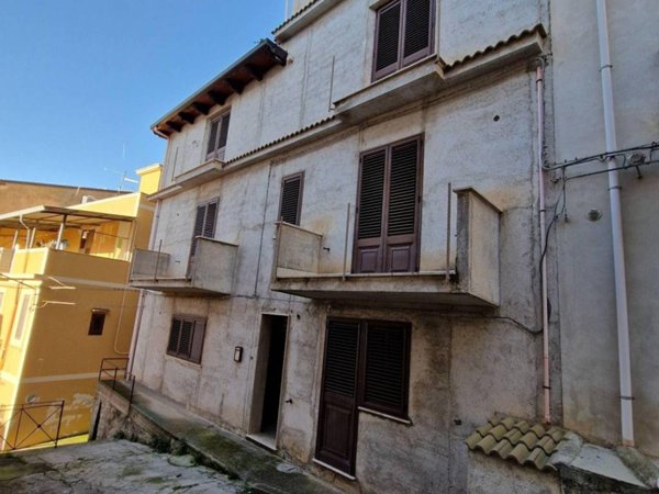 casa indipendente in vendita a Borgetto