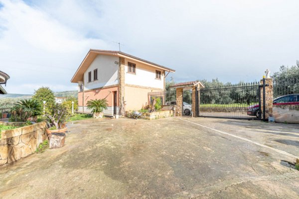 casa indipendente in vendita a Borgetto