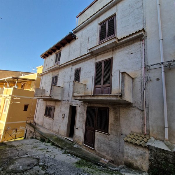 casa indipendente in vendita a Borgetto