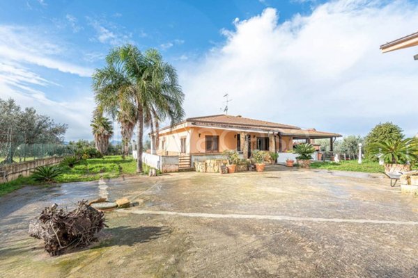 casa indipendente in vendita a Borgetto