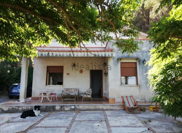 casa indipendente in vendita a Borgetto