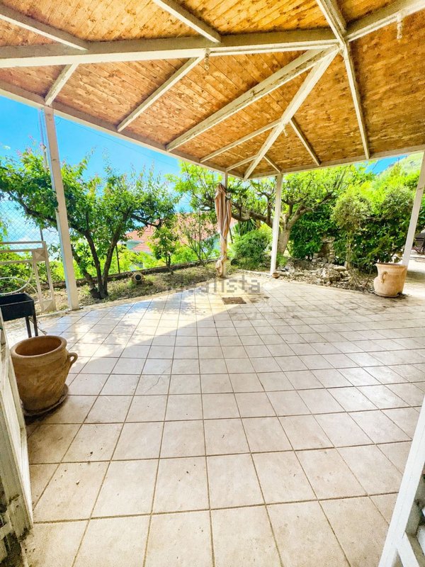 casa indipendente in vendita a Borgetto