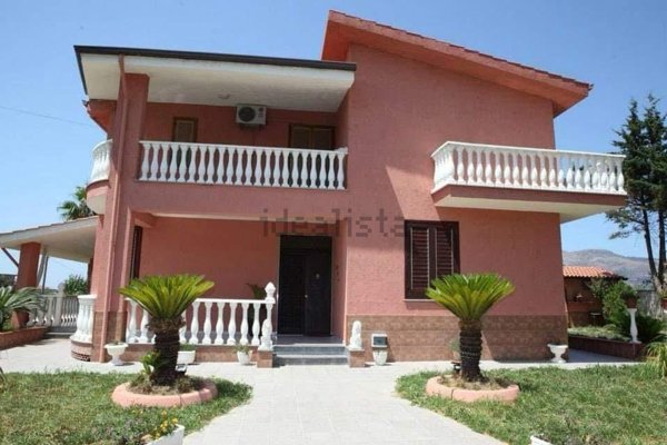 casa indipendente in vendita a Borgetto