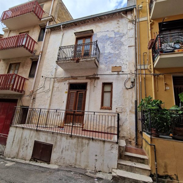 casa indipendente in vendita a Borgetto