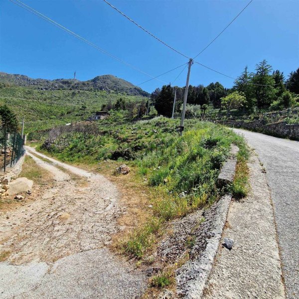 terreno edificabile in vendita a Borgetto