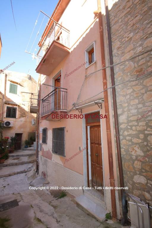 casa indipendente in vendita a Caccamo