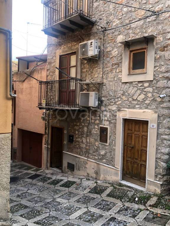 casa indipendente in vendita a Caccamo